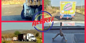 Gente armada bloquea la rúa Jiquilpan-Cotija y tira “ponchallantas”